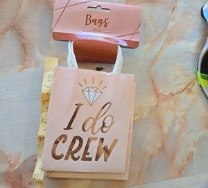 Pink 'I Do Crew' Gift Bags